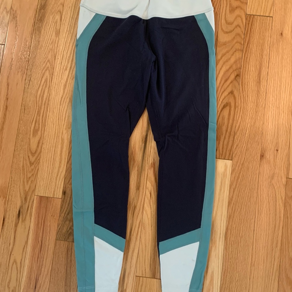 Beyond Yoga Navy, Teal and White Colorblock Performance Leggings